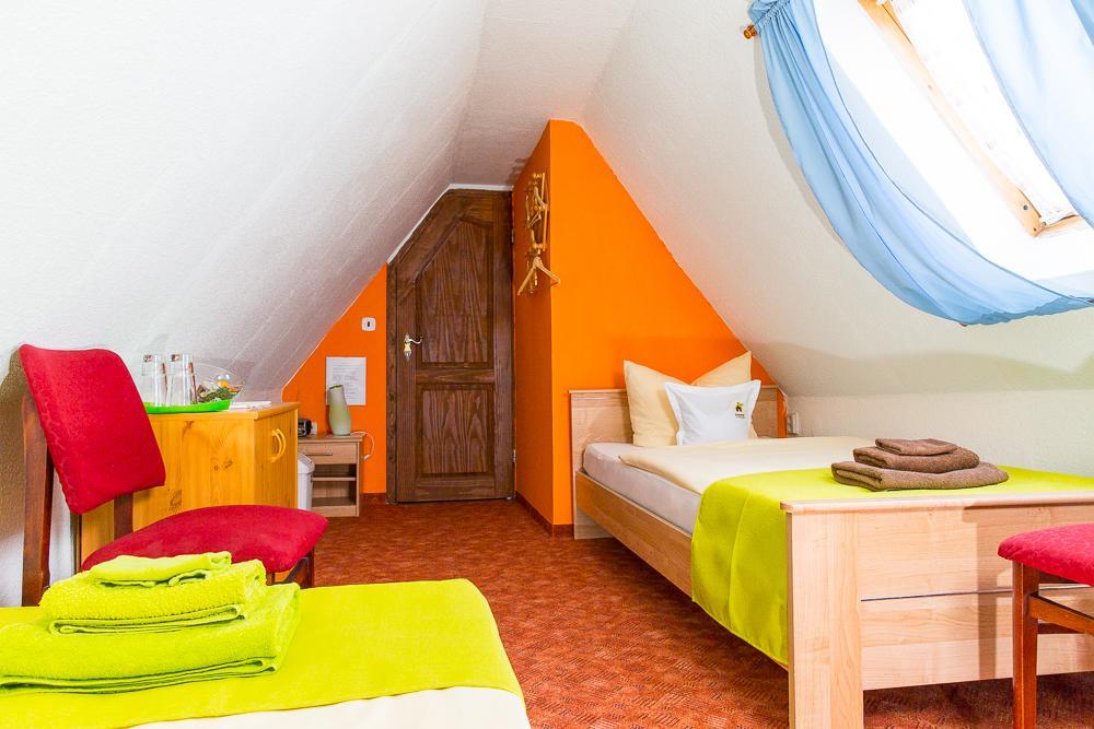 Kraeuterhotel Garni Zur Klostergrotte Nohra  Экстерьер фото