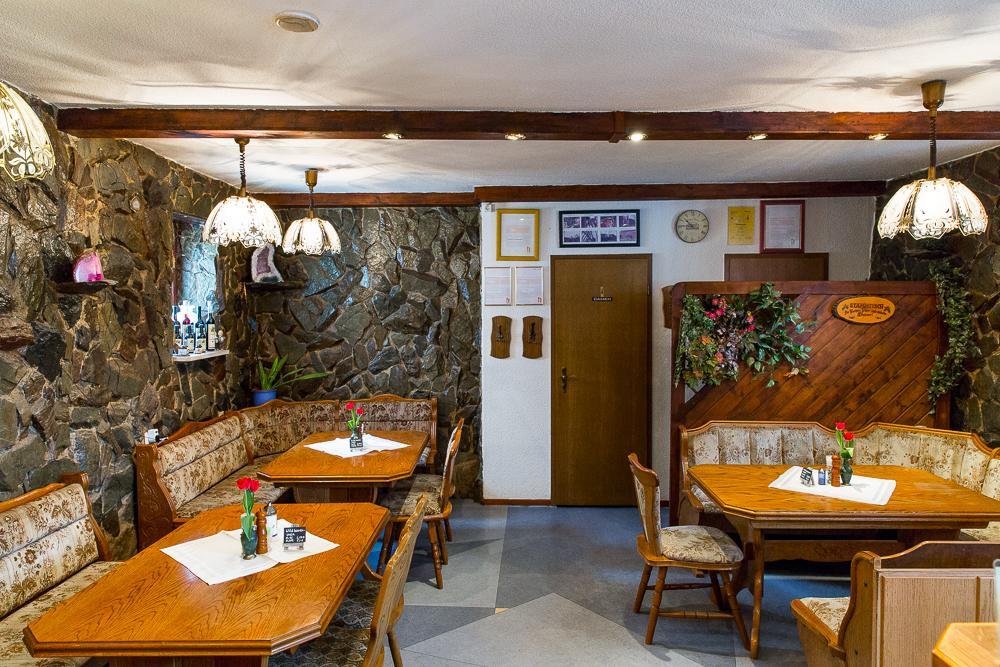 Kraeuterhotel Garni Zur Klostergrotte Nohra  Экстерьер фото